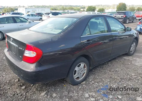 2003 Toyota Camry Le V6 from USA, damaged, VIN 4T1BF30KX3U551359